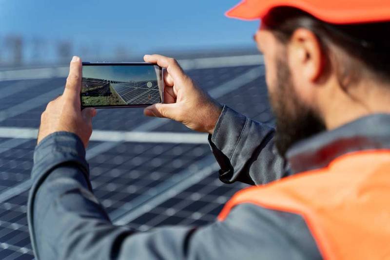 Solar Inverter Types Explained: String vs Hybrid vs Off-Grid for Pakistan